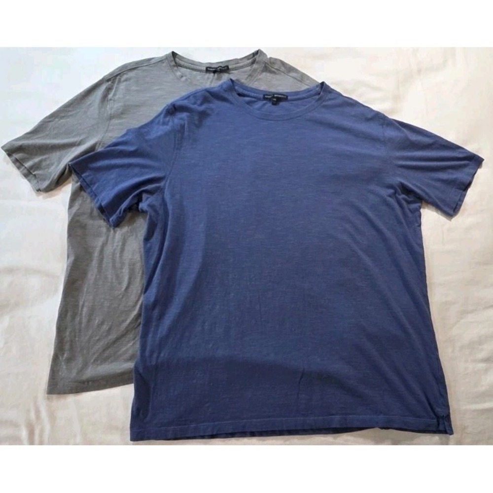 Lot of 2 Robert Barakett Kamloops‎ T-Shirts Mens XXL Blue Gray 100% Cotton